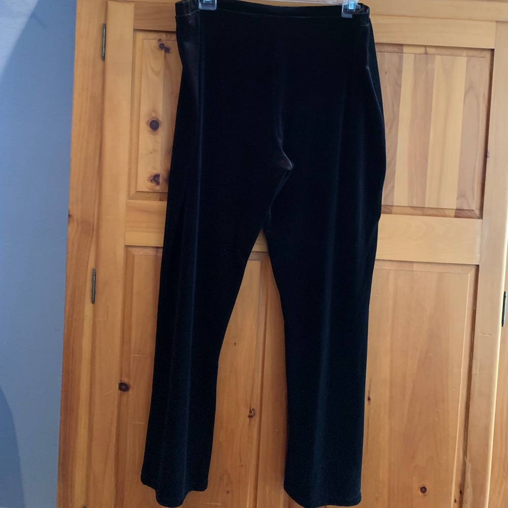 Black velvet Alain Weiz pants.